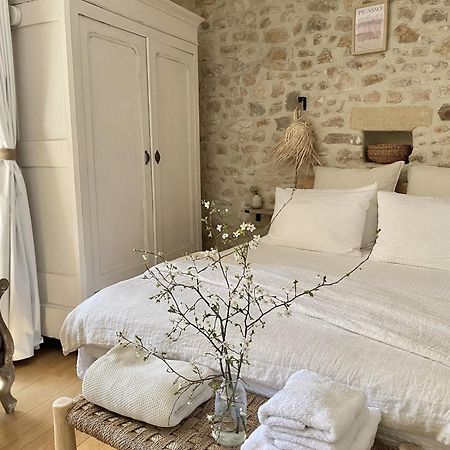 Bed and Breakfast La Dame Jeanne Fontanes  Экстерьер фото
